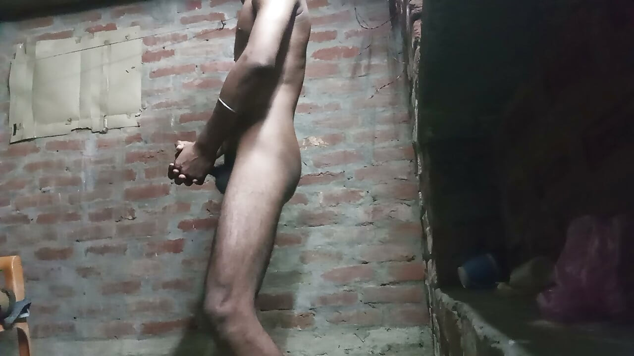 Bhabhi ji ko chodne ke liye taiyar hai, muh me bhi diya