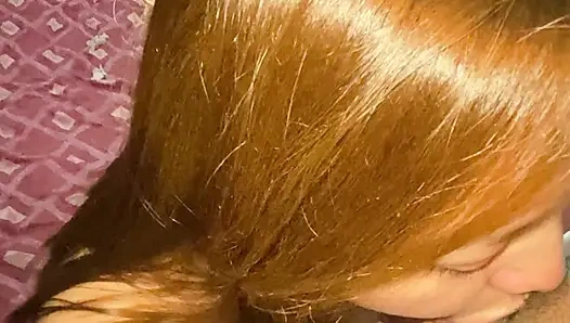 Khusus pelacur Angy adalah mengisap kontol orang lain dengan tenggorokan dalam