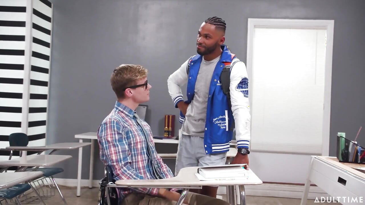 Heteroflexible - Nerdy Twink Jack Bailey Gets Rough Gangbanged by the Football Team