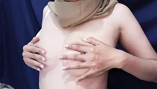 Hijab-filipina-frauen masturbieren zusammen mit nachbarin