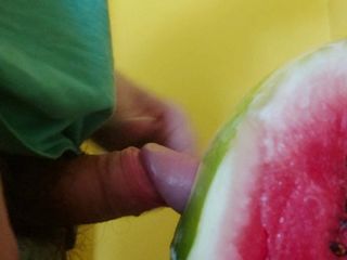 Sexe avec un melon