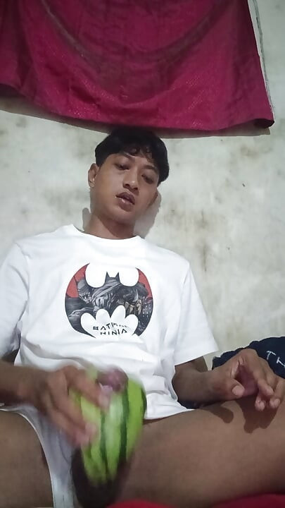 Red penis makes people #Hot#indo#asia#solo