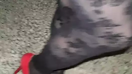 Kırmızı ayakkabılar