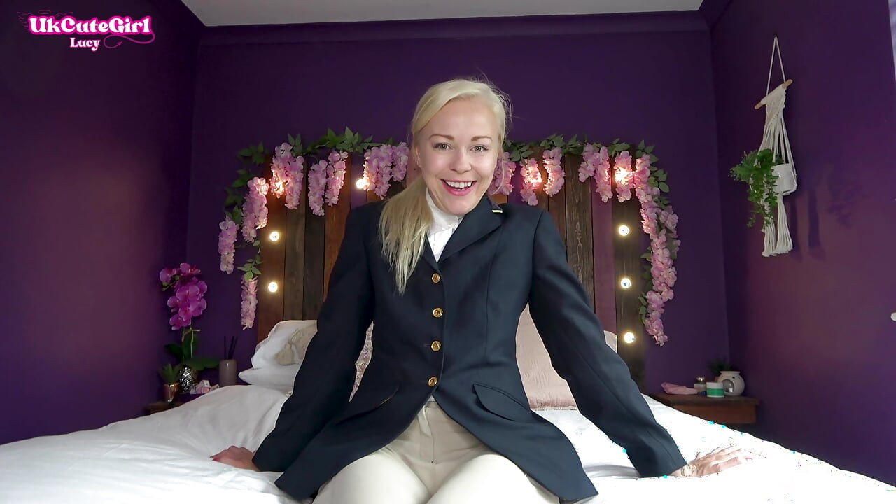 Sniff My Breeches - a Noble Deal with Step-sis