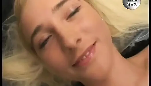 Casting, blondes teenie gangbang und bukkake ins gesicht gespritzt