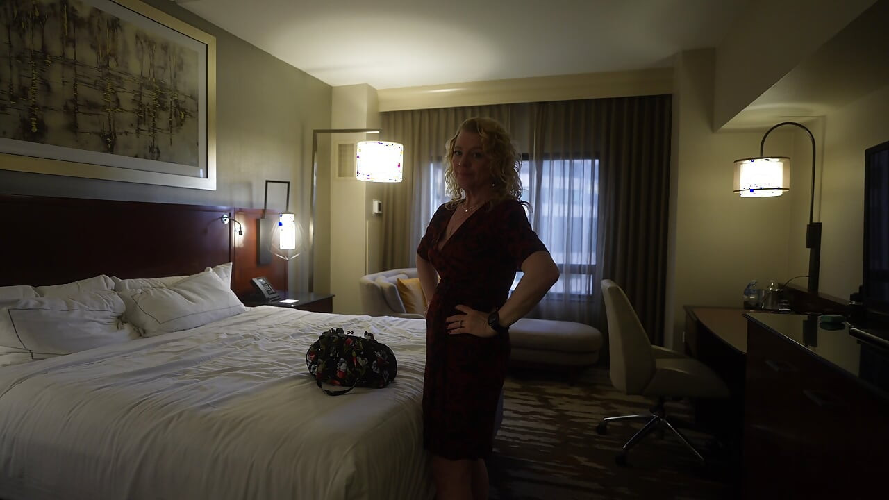 Horny Stepmom Darciedean Has to Share a Hotel Bed on Vacation with Stepson Realmaxxxsteele