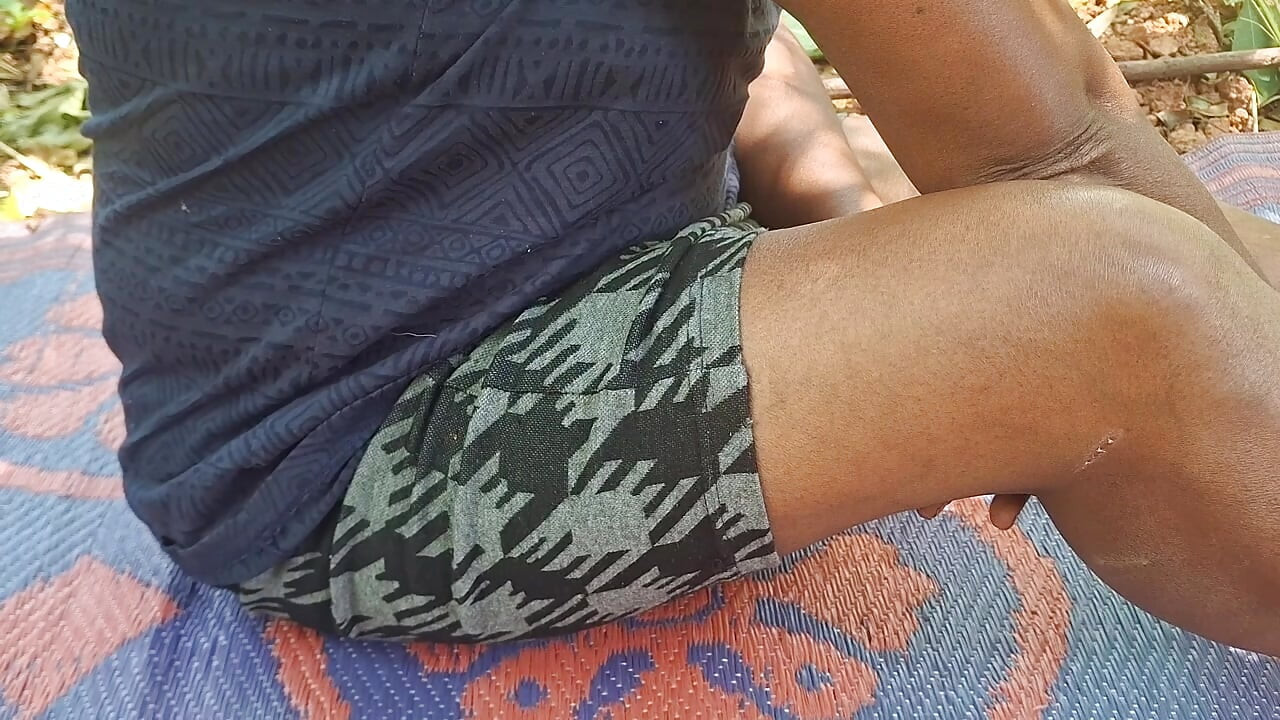 Outdoor Romance Beautiful MILF viral Video