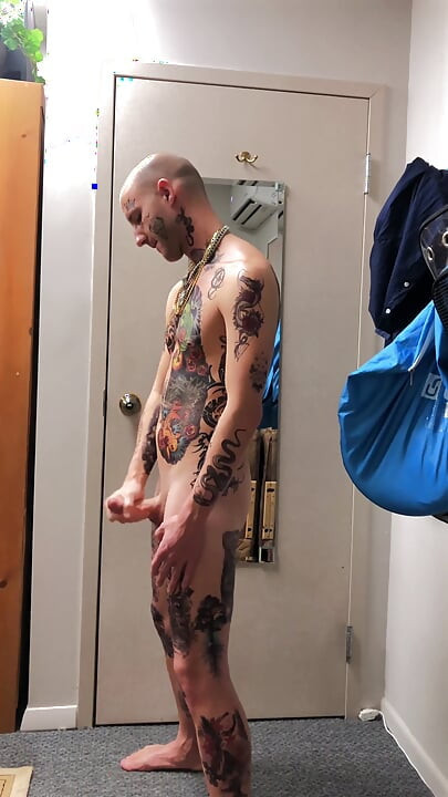 Tatted Twink Masturbation Solo