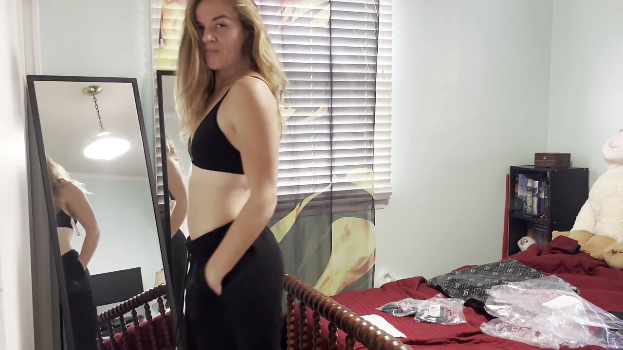2025 Eva Summers Victoria’s Secret Holiday Haul Try on & Review - Part One