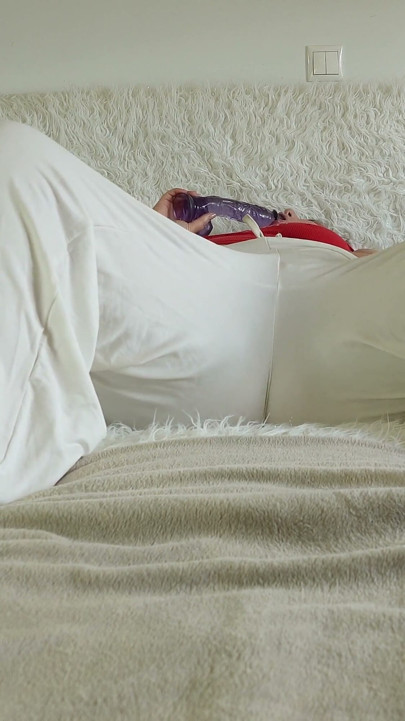 Horny Wife Home Alone - Squirting Masturbation