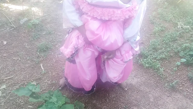 masturbate in dress pink