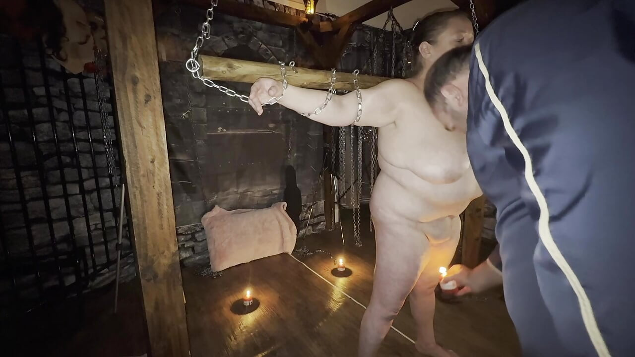 Частина 1:- Ведмідь Ланіста і доміна сатана воском і гра з теплом.