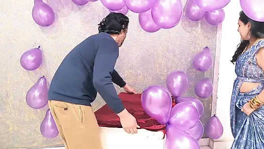 Rosser Fero çikolatalı pasta ile yeni yıl kutlaması sert seks