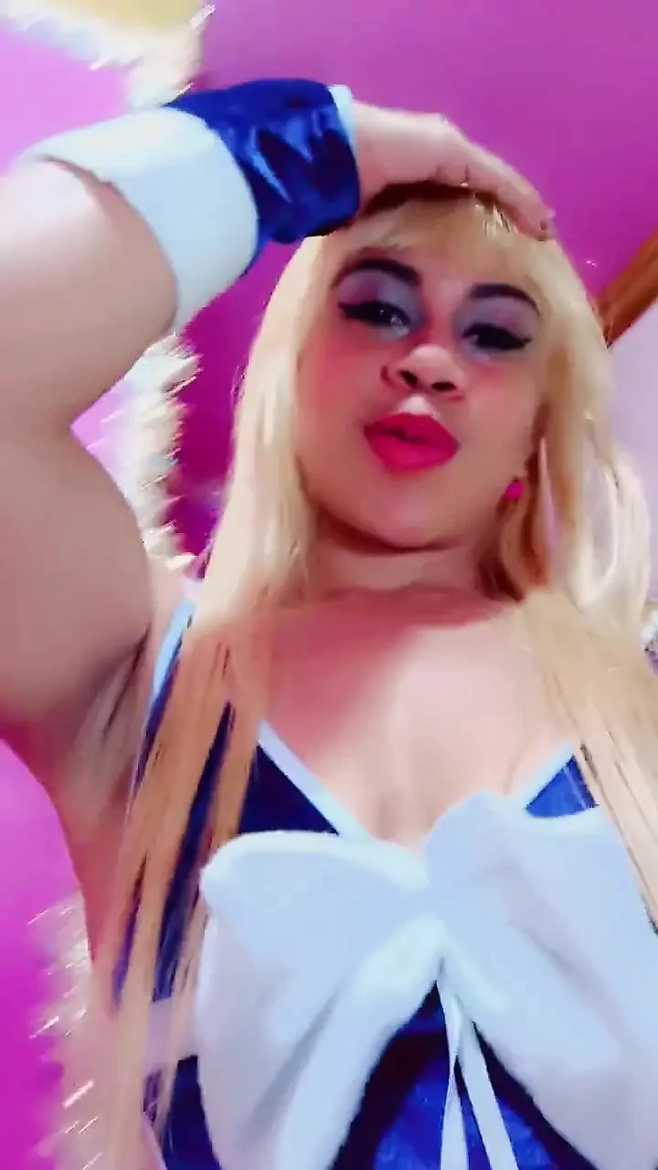 Santa Helpper Dancing Happy for U My Daddy Sexy and Cute