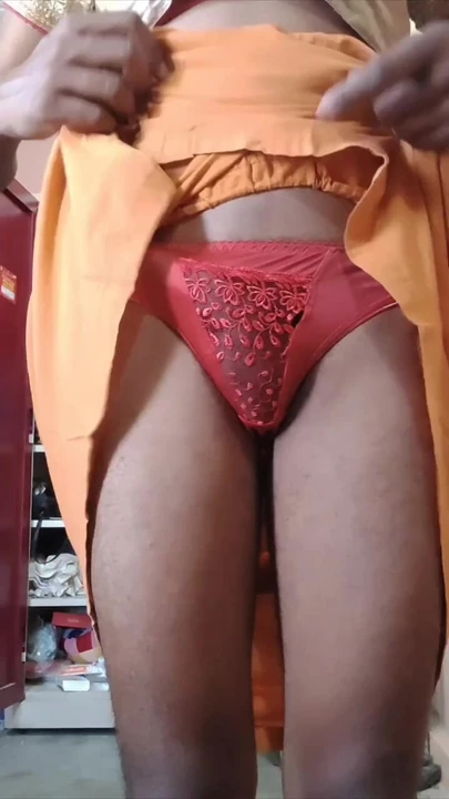 Bhabhiji ki lal panty pahni