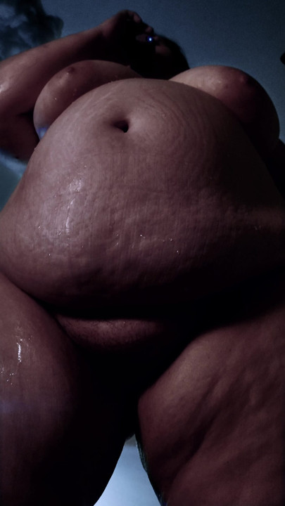 big bbw slut giantess shyskiesxx