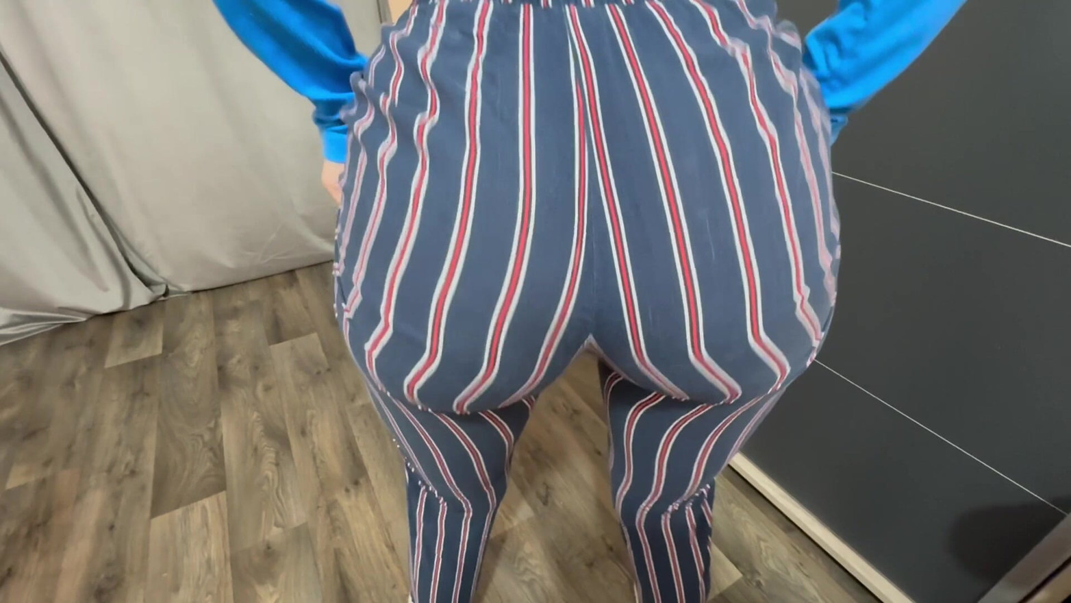 Handjob My Dick  StepSister