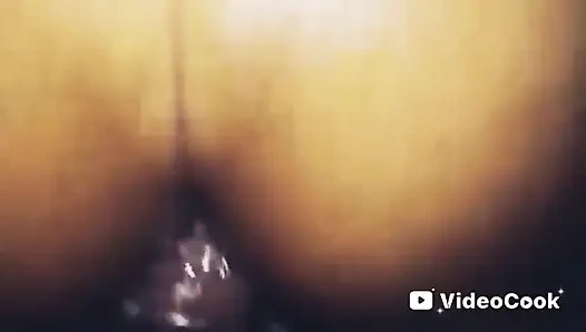 Tief in ihr arschloch!!