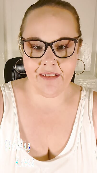 Bị bắt gặp xem porn và bị xúi giục bơm bóp dâm đãng