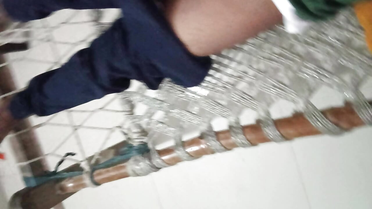 Mijn penis masseren met mijn hand