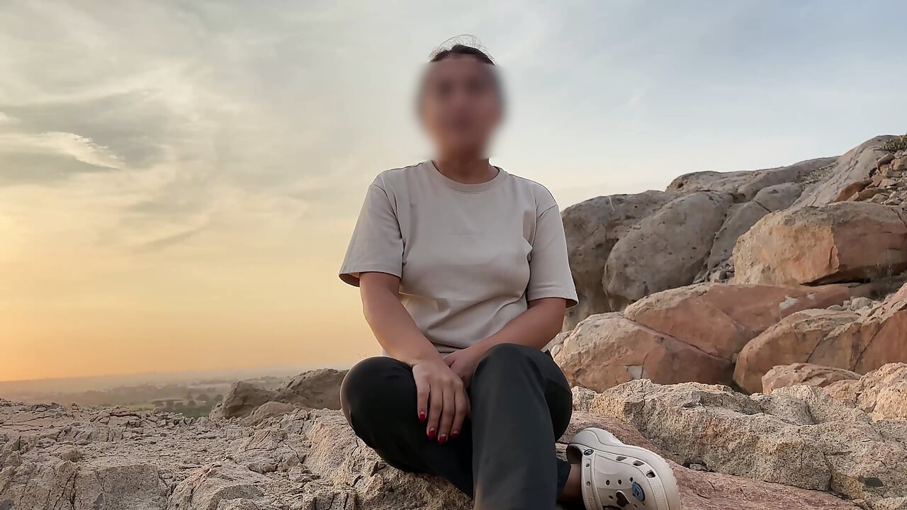 I invited my friend's girlfriend to Screaming Mountain, real