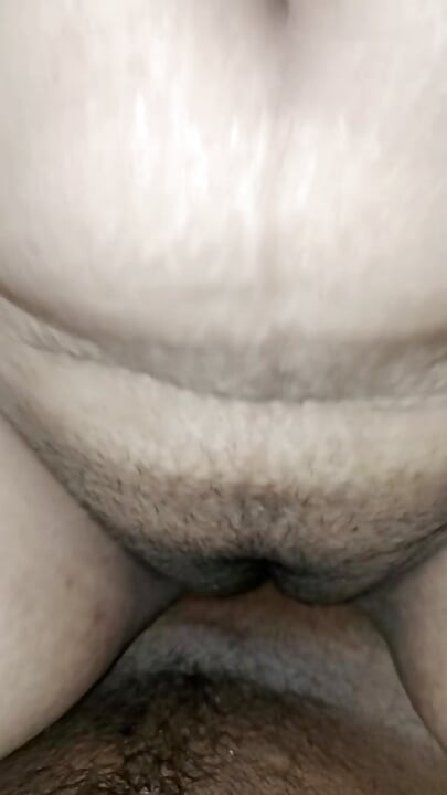 Hasbend wife night shot