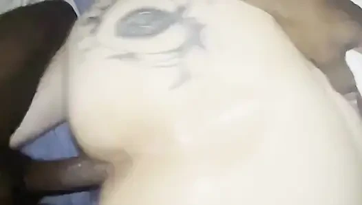 Ngentot kontol besar pria kulit hitam dari belakang sampai aku crot