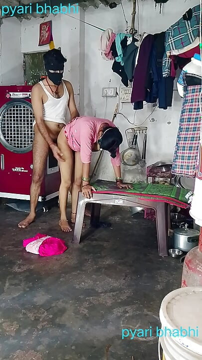 Best ass fucked in doggy style in Hindi audio desi girl fun fucking screaming started after taking the whole land.
