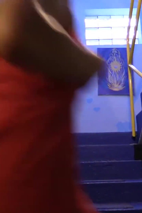 Öğrenci fitterini sikiş oyunlarıyla tatmin ediyor - bölüm 1