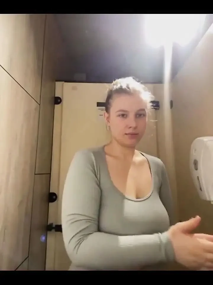 Extreme Public Masturbate. Anal Plug. Deep Through. Cum in Public. Sit on the Cam