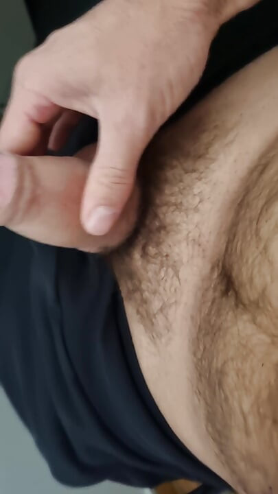 Handjob with 2 pants, bag even tight, but it was delicious!