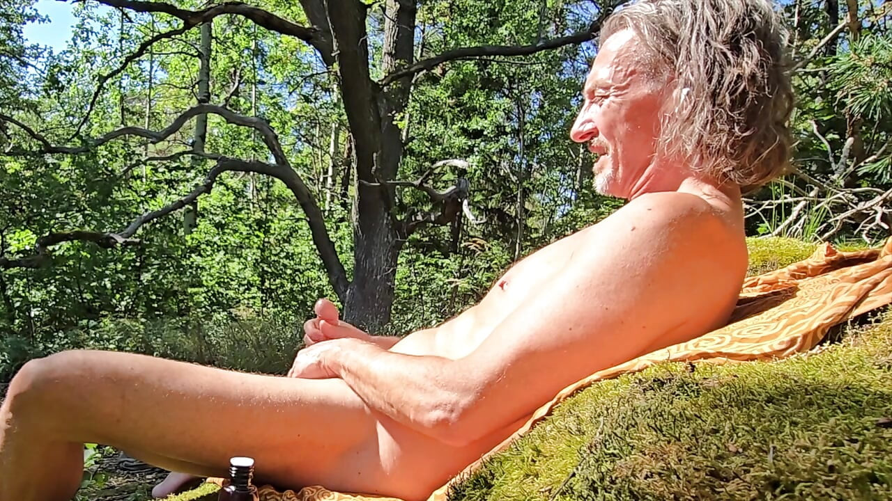 - Somatic Eros - Public Edging in the Forrest
