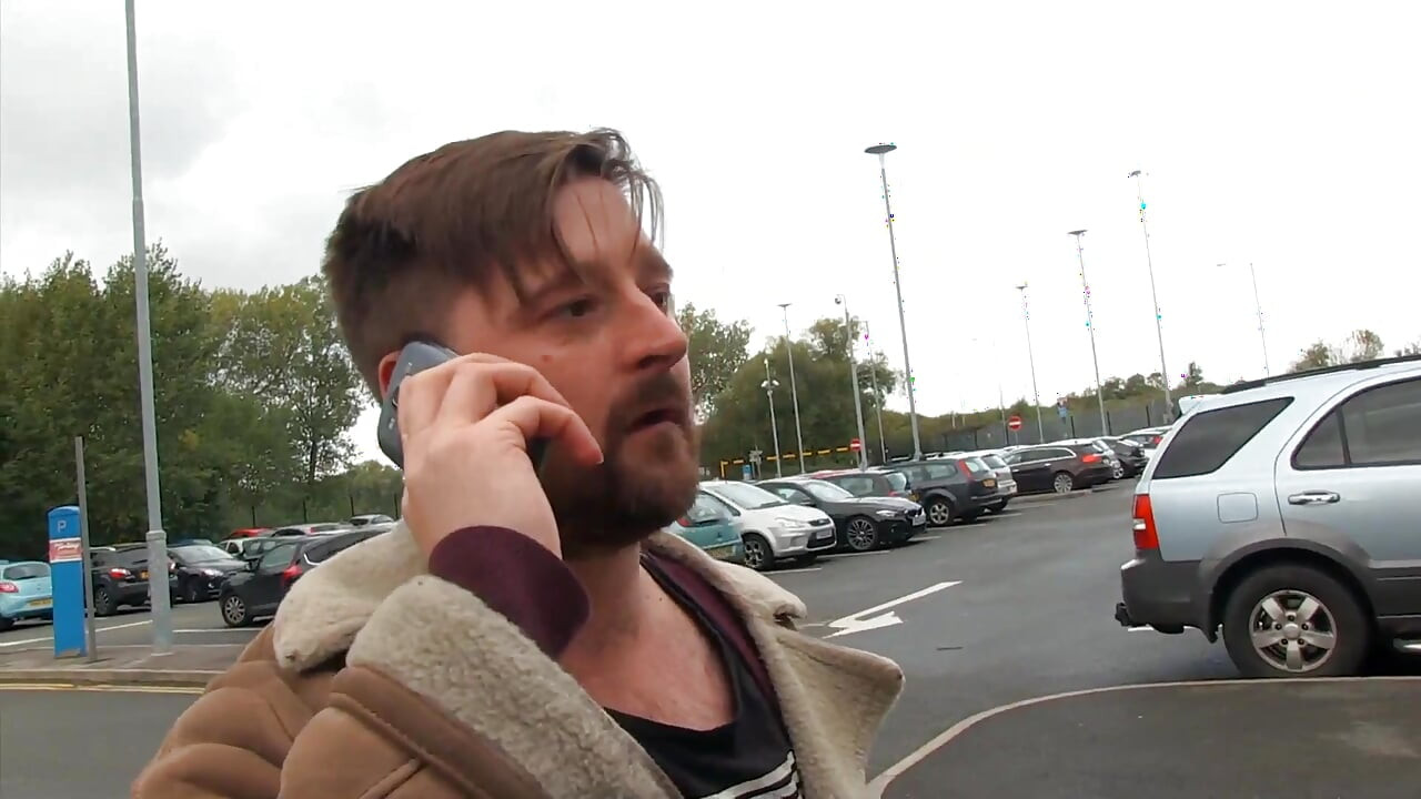 Sundar sunahre balon vali beb ki chudaee hoti hai aur vah ise pyar karti hai