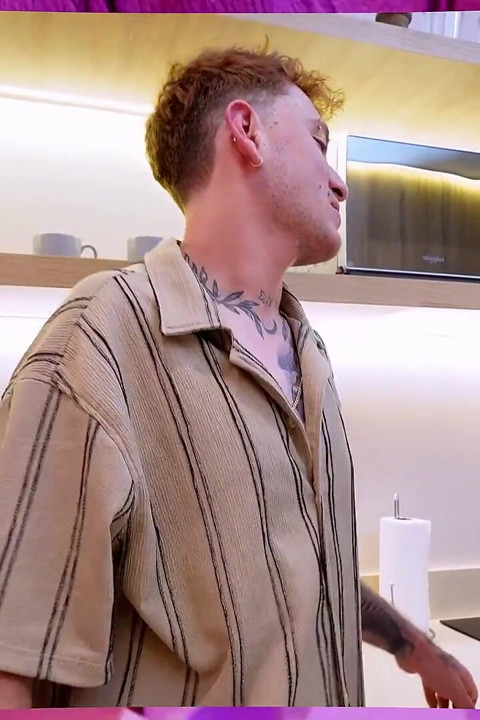Boss with Double Asks His Employee to Pour Very Sexy and Then Fill Her Pussy with Milk