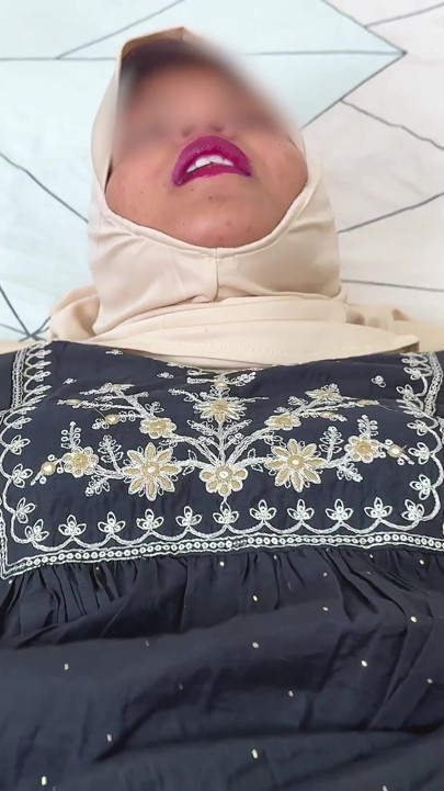 Komal, let's go to the party early, our family has already arrived. | Clip 2