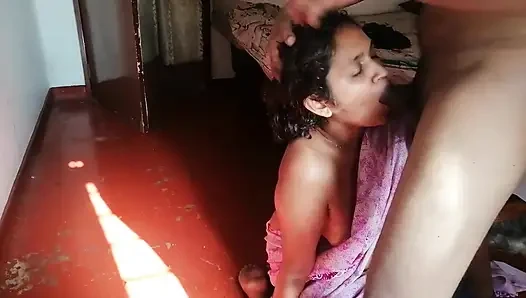Ev hizmetçisine seks videosu gösterdim ve amcığı ıslaktı bölüm 4