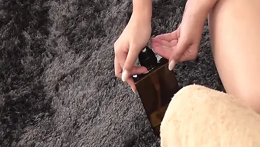 Power Shift. Cewek itu Mengambil Kendali Momen Ini