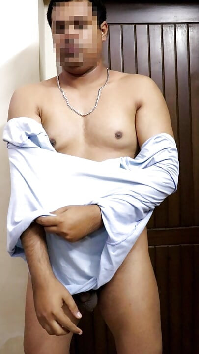 Sexy Boy Dancing Nude Showing Beautiful Big Ass