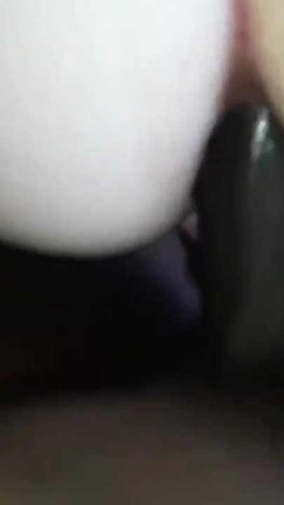 Pulă mare și neagră futută în cur adânc până în pizdă, orgasme cu gemete | Clip 3