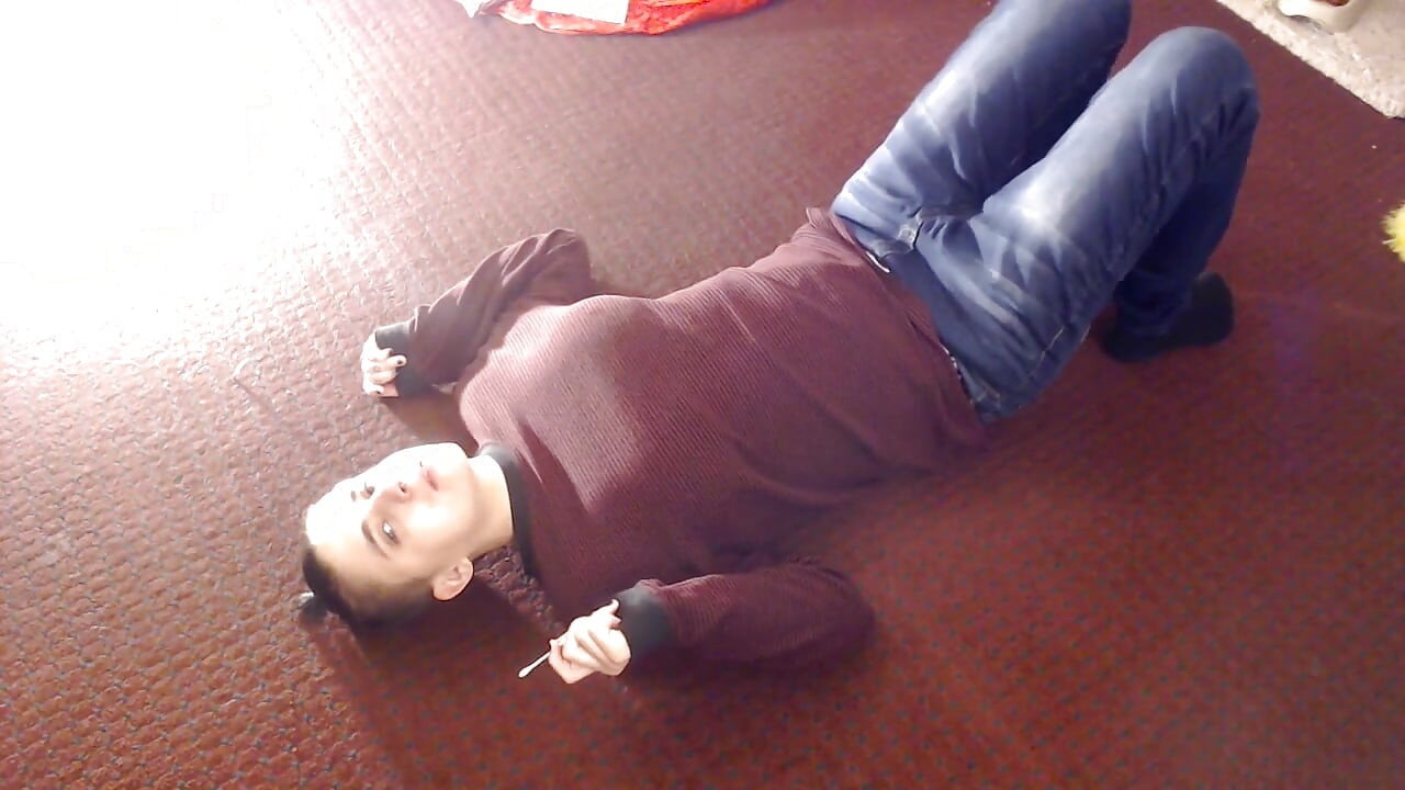 Phun nước vào lưng