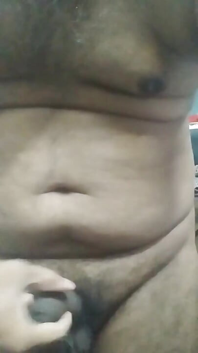 Tipul nudtop... Te fute liber gaura pizdei goale..