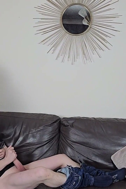 Becky Finds Her Lazy Step-son Lodger Wanking Over Porn