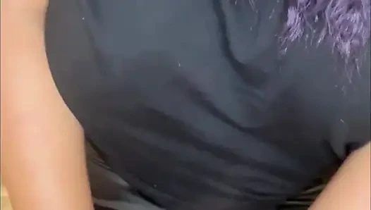 Эти игрушки слишком тугие для моего страпона!