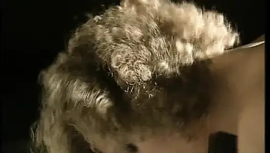 Junge frauen ekstrem 247 - sperm yiyiciler - vahşi kadın (1990)