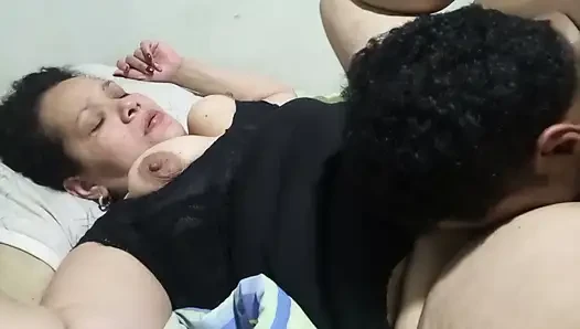 Kayınvalidem yarağımı sevdi