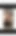 Kadın kıyafetleri giyiyor.