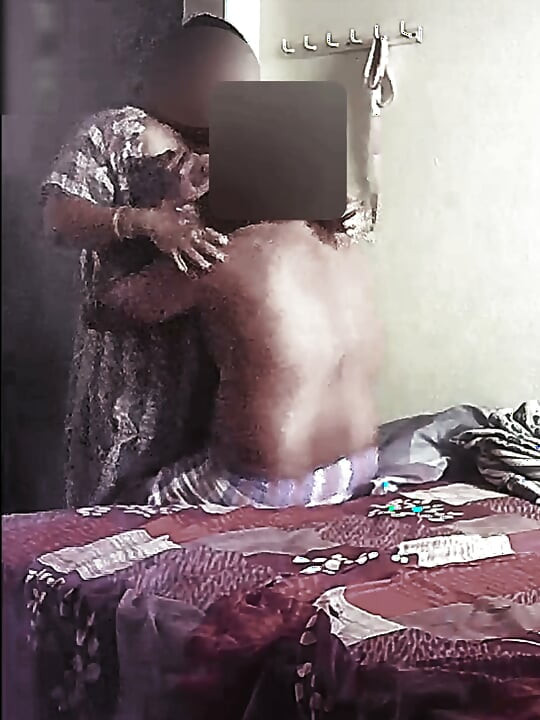 Indian Hot Aumty in Nighty Dick Riding Sex