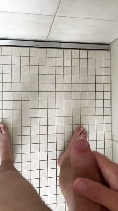 cum handsfree in shower