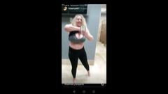 Huge natural tits at the gym,,,