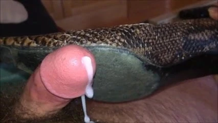 Aunt Jackie's Heels Climax Slow-Mo (shoejob)